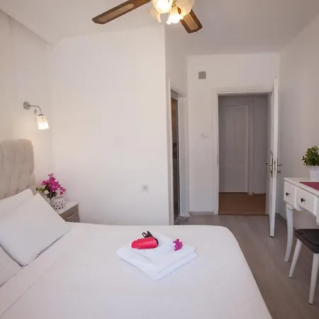 Papermoon & 3* Kaş
